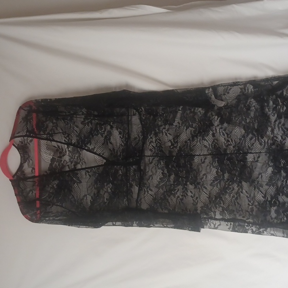 FOREVER 21 PLUS LONG LENGTH BLACK LACE DRESS W/SLITS ON BOTH SIDES